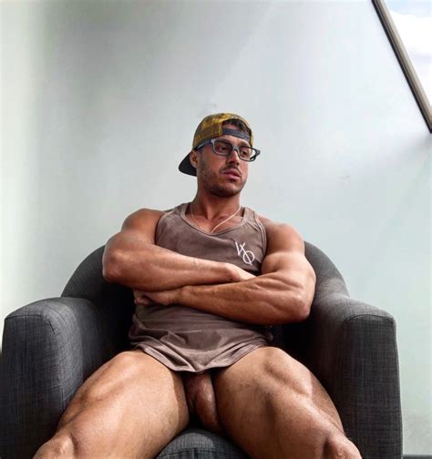 Big Dicked Bodybuilders Page 3 Lpsg