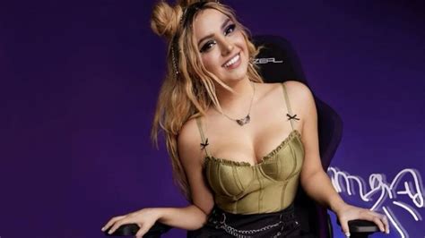 Arigameplays Lanza Colección De Ropa Con Shein Abc Noticias