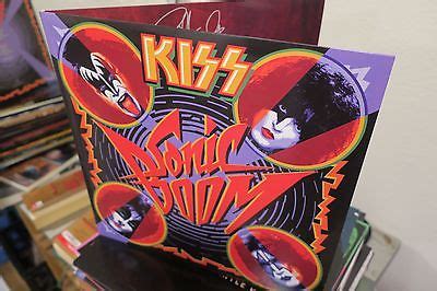 Kiss Sonic Boom Limited Edition Green Vinyl Oop