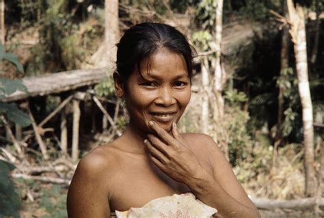 Photos of Semang people in Malaysia, circa 1960. : r/TheWayWeWere