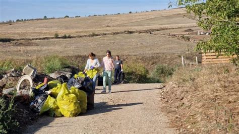 Foto Cristina O T N R Nev Z Toare Din Alba Iulia Exemplu De