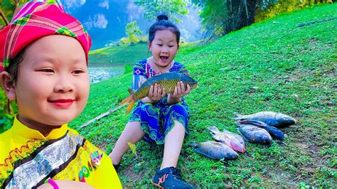 Poor Girl S Fishing Technique Using Earthworms As Bait To Catch Carp