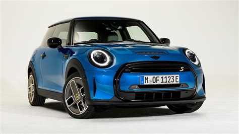 Mini Facelift Now With Added Seriousness Car Magazine