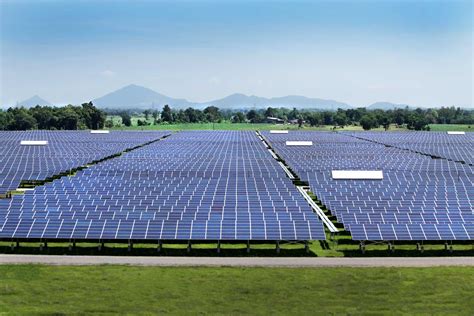 Solar-Park-shutterstock-200987189_RT - Greenwood Energy