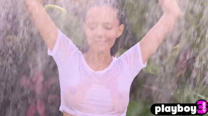 Beautiful Blonde MILF Model Shows Perfect Body While Posing On The Rain