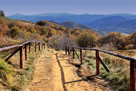 Bieszczady Na Weekend Ciekawostki Najpiękniejsze Miejsca Co