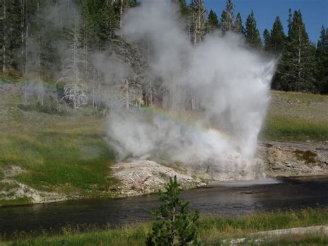 Riverside Geyser Eruption 4 53 5 16 PM 4 August 2013 15 Flickr