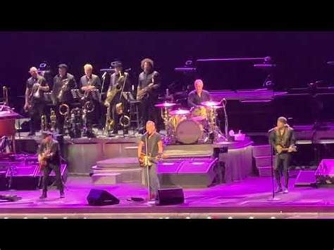 Land Of Hope And Dreams Bruce Springsteen And The E Street Band