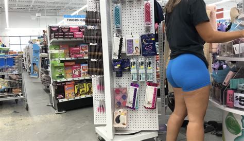 Latina In Blue Shorts Not Oc Short Shorts Volleyball Forum