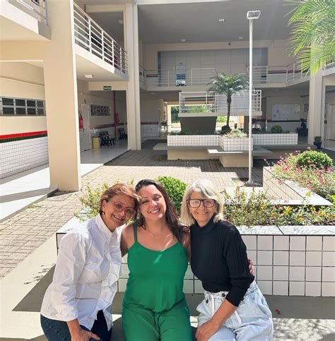 Escola Eem Senador Luiz Henrique Da Silveira - EEM Senador Luiz Henrique Da Silveira- Araquari | Araquari SC