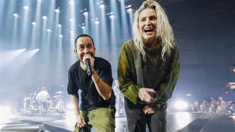 Linkin Park reunites with new singer, new music - BreakingNews