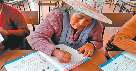 Bolivia Registra Una Tasa Actual De Analfabetismo De 463 La Razón