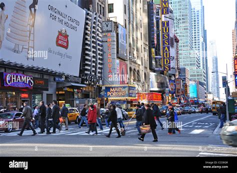 Busy street, New York City, USA Stock Photo - Alamy