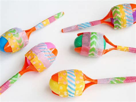 Make Your Own Maracas | Fun365