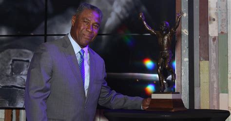 Nat Moore Trophy Dolphins Legend On The Awards Importance Cbs Miami