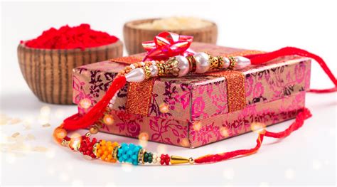 Raksha Bandhan Subh Muhurat 2022 Right Time To Tie Rakhi Explore Ncr