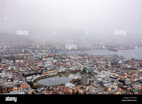 Bergen Norwegen Luftbild Fotos Und Bildmaterial In Hoher Aufl Sung