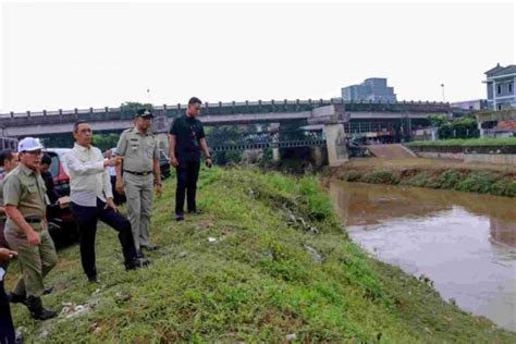 Heru Ungkap Kendala Pembebasan Lahan Normalisasi Ciliwung