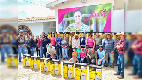 Julieta Gallardo Entrega Apoyos A Trabajadores Agr Colas En Morelos Y