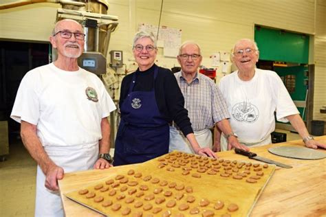 Lemgoer backen Kekse für den guten Zweck Lokale Nachrichten aus Lemgo