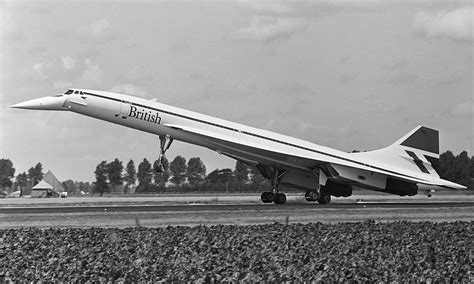 Why Did The Concorde Lower Its Nose On Approaches?