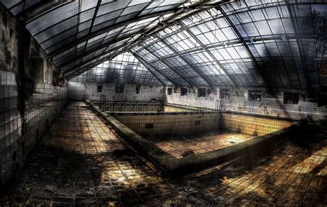 Swimming Pool In An Abandoned Complex Stock Image - Image of grunge, construction: 23793481