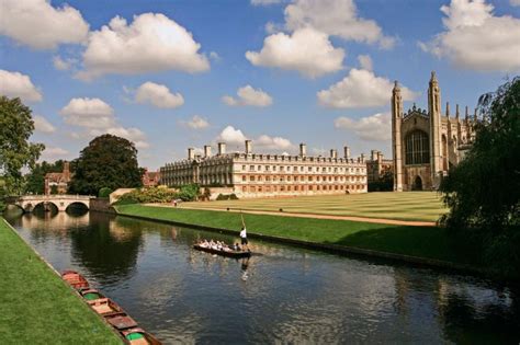 Traditional Punting Company in Cambridge | Lets Go Out
