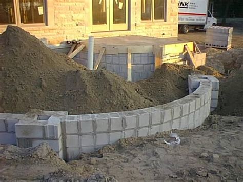 Curved Cinder Block Retaining Wall