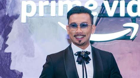 Denny Sumargo Mendadak Ucap Dua Kalimat Syahadat Dibimbing Dery Eks