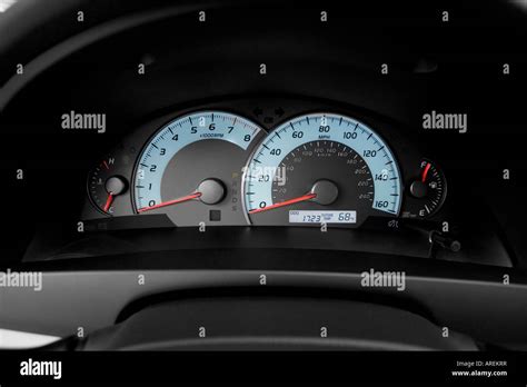 2007 Toyota Camry Se V6 In Gray Speedometertachometer Stock Photo