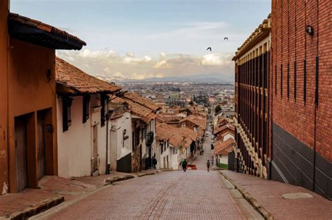 Best Guide For Choosing Between Bogota Vs Medellin 2024