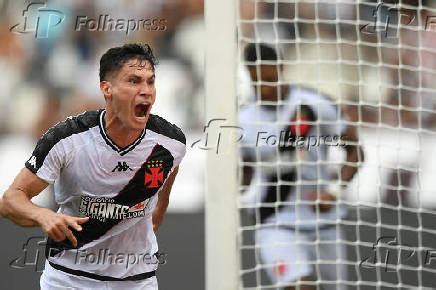 Folhapress Fotos Partida Entre Botafogo E Vasco V Lida Pelo