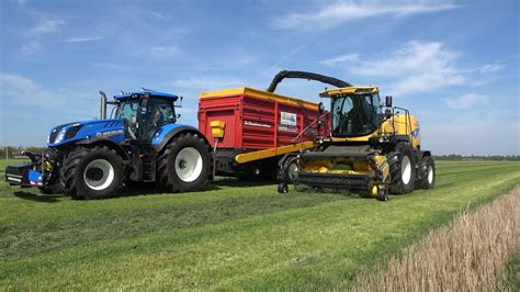 Gras Hakselen Met New Holland FR9060 Door Loonbedrijf W G Jansen Eupe