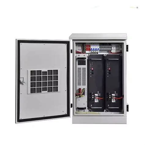 Ip55 Pole Mounted Outdoor Uninterruptible Power Supply 1kva 2kva 3kva With Lithium Battery Ups