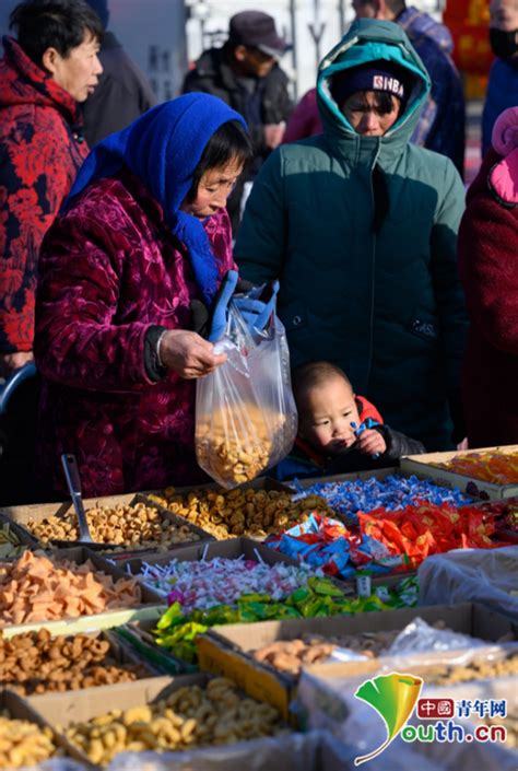 【新春走基层】赶大集、买年货！返乡大学生用镜头记录家乡年味中青中国青年网