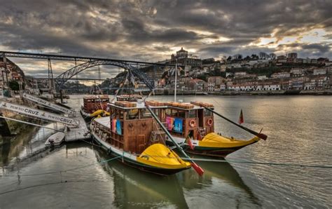 Ruas Do Porto Streets Of Porto Ribeira Portugal