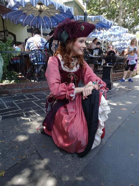 Videophotos New Redd Pirates Of The Caribbean” Character Arrives At