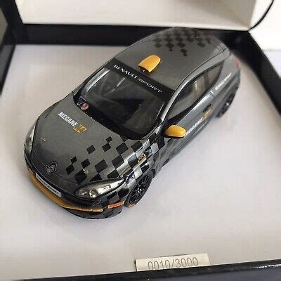 Renault Megane Iii Rs Coffret Spark Manque Un Retroviseur Eur