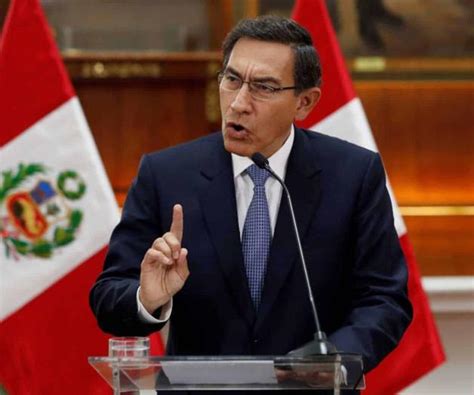 Presidente Disuelve El Congreso Peruano