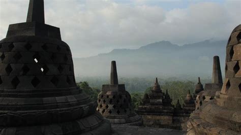 Gambar Sejarah Bangunan Candi Borobudur Asal Usul Gambar Terbesar Dunia