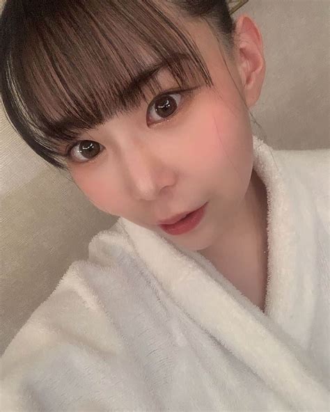 吉根ゆりあさんのインスタグラム写真 吉根ゆりあinstagram 「前髪切ってもらいました！ 吉根ゆりあ Av女優 Vr撮影のオフ