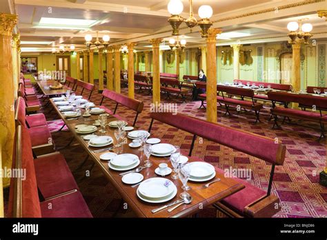 The First Class Dining Saloon Of The S S Great Britain Now Resting In The Great Western Dockyard