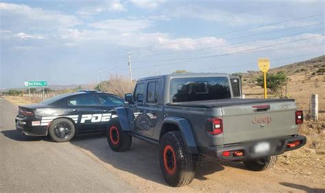 En Colón la POES detuvo a un sujeto con una camioneta robada en