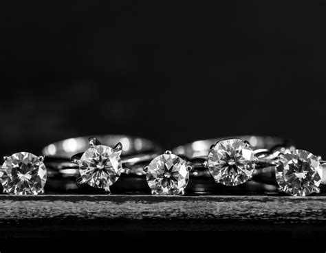 Engagement Rings Metals Platinum Vs Gold Vs Silver