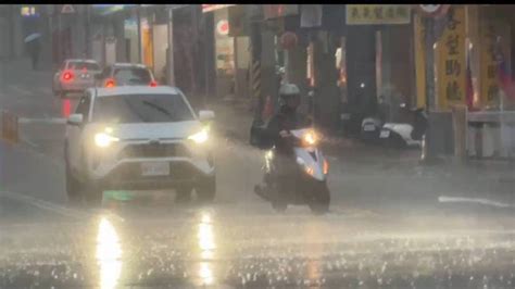 影／基隆安樂區一早雨狂下道路積淹水 通勤族冒雨上班 基宜花東 地方 聯合新聞網