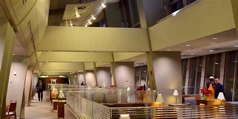 Phl American Airlines Admirals Club Reviews And Photos Terminal B C Connector Philadelphia