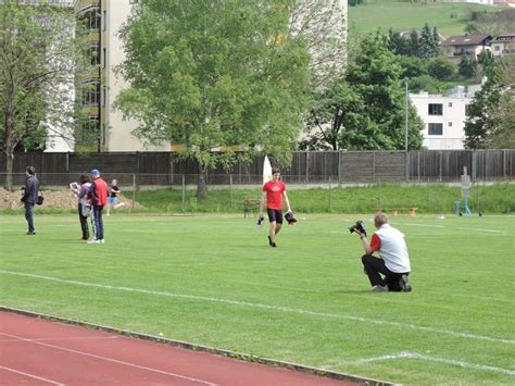 Uspe En Nastop Atletov Koro Kega Atletskega Kluba Na Atletskem Mitingu