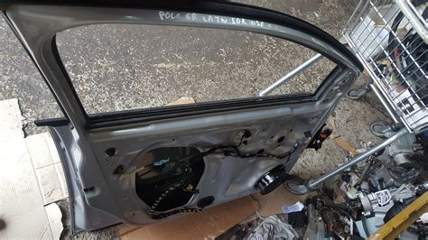 Volkswagen Polo R Passenger Nsf Front Door Silver La W Door