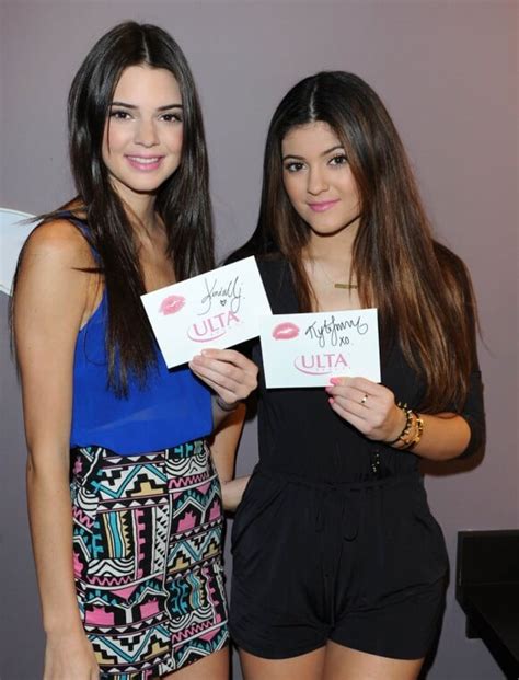 Photo Exclusif Kendall Et Kylie Jenner Dix Sept Et Quinze Ans