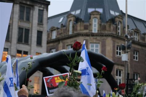 SAMEN VOOR ISRAEL Manifestatie Op De Dam Maccabi Nederland